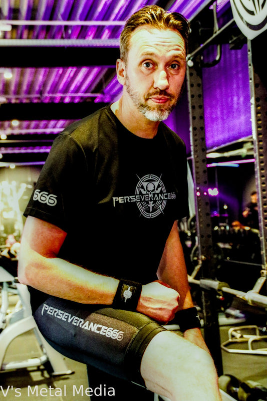 Men - Slim Fit Shorts