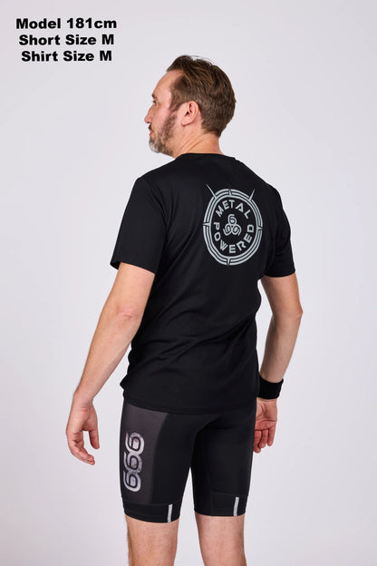 Model : 181cm - Shirt & Short size M